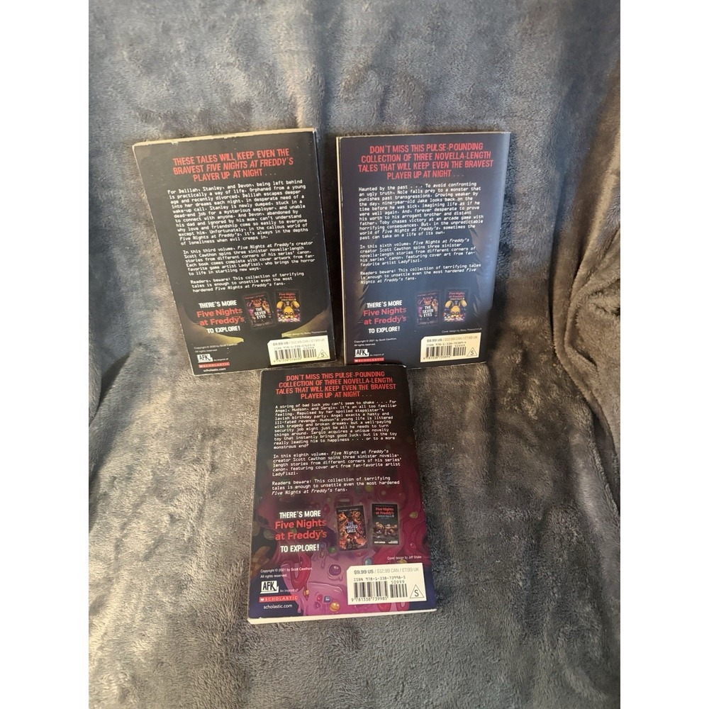 Five Nights At Freddy's Graphic Novel Books Horror Paperback  Lot of 3 - Picture 5 of 9